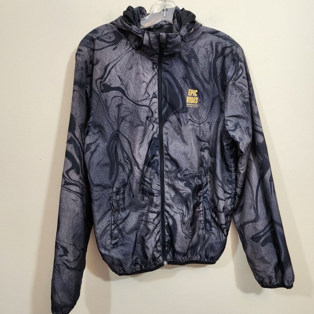 H & M marble tie dyed Epic Vibes windbreaker jacket w/ detatchable‎ hood boys 20